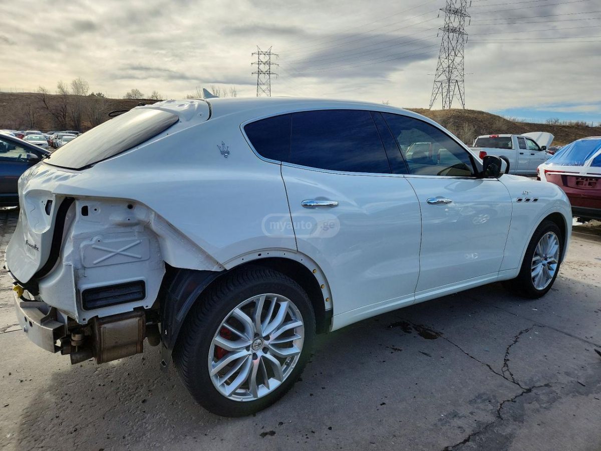 Maserati Levante BASE 2022 — миниатюра 3