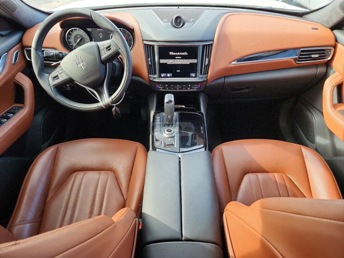 Maserati Levante BASE 2022 — миниатюра 8