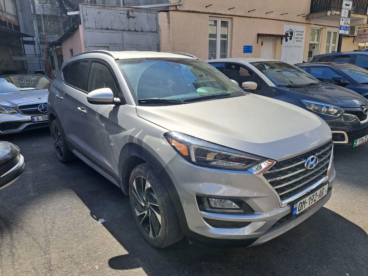 Hyundai Tucson - фото 1