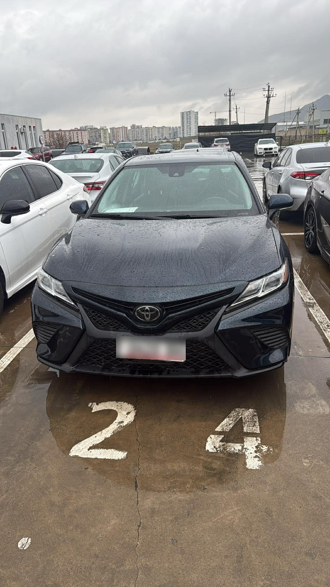 Toyota LE 4dr Front-Wheel Drive Sedan — миниатюра 6