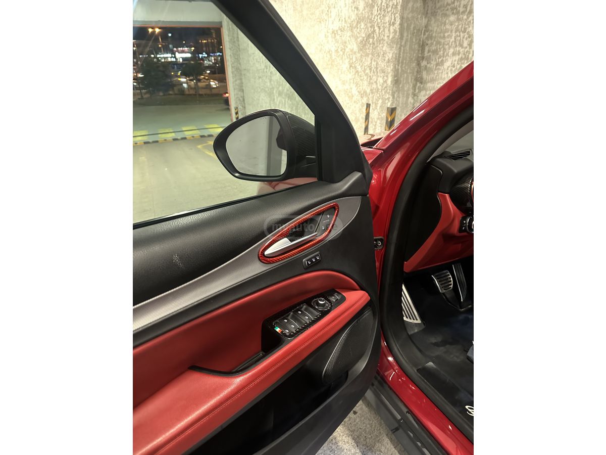 Alfa Romeo Stelvio - фото 7