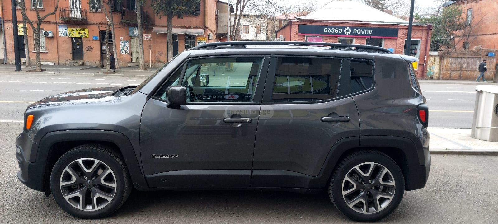 Jeep Renegade - фото 5