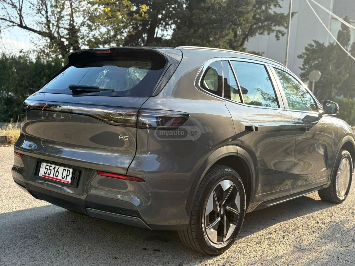 Geely 2026 Exploration + — миниатюра 4