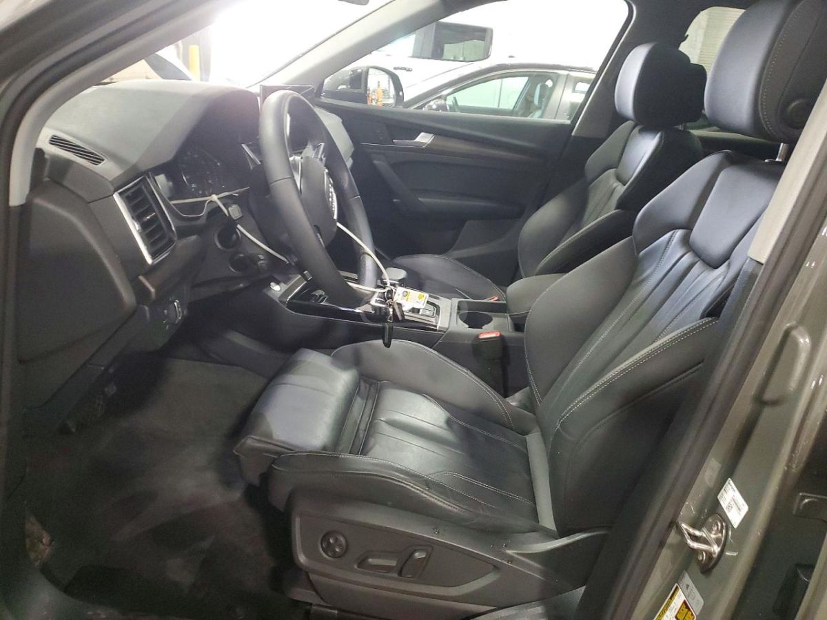 Audi Q5 - фото 7