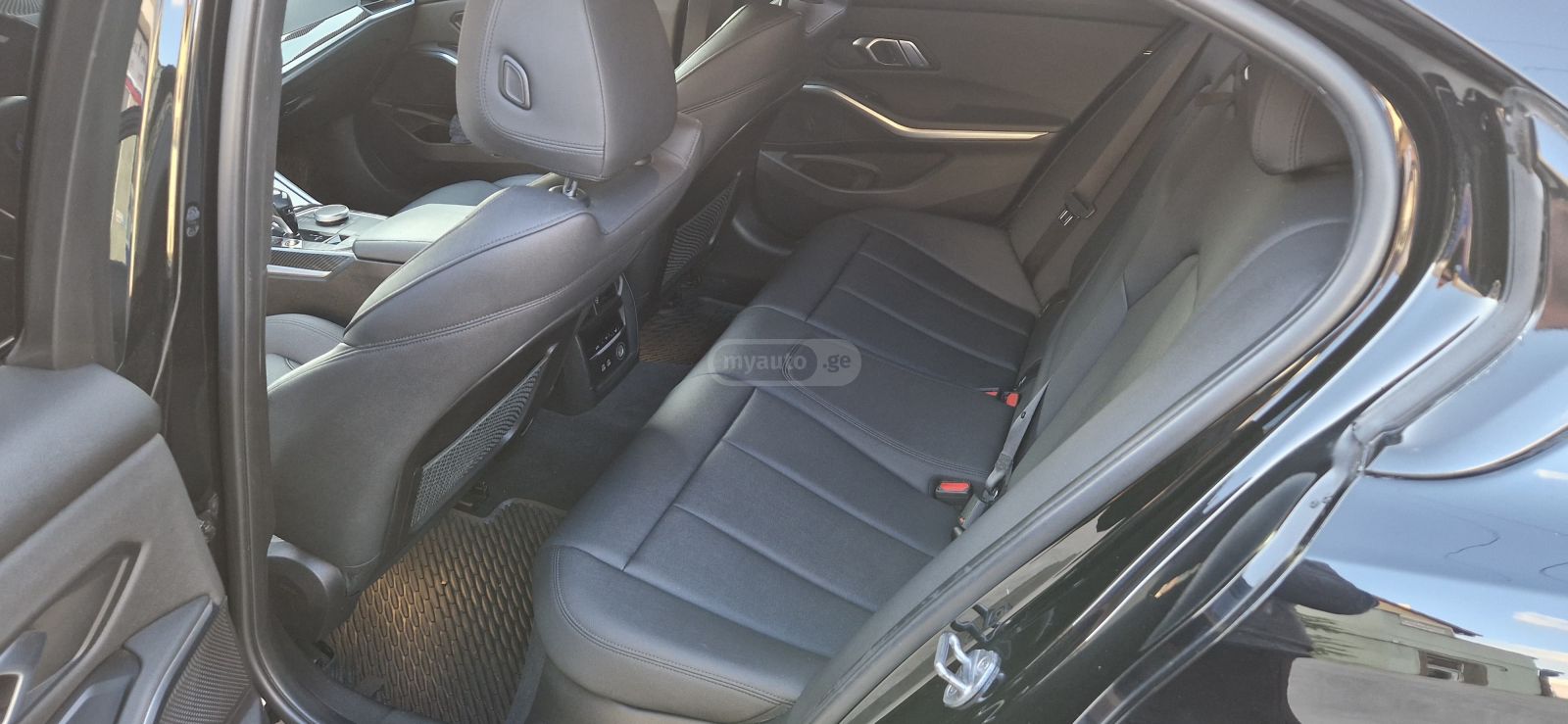 BMW 330 - фото 10