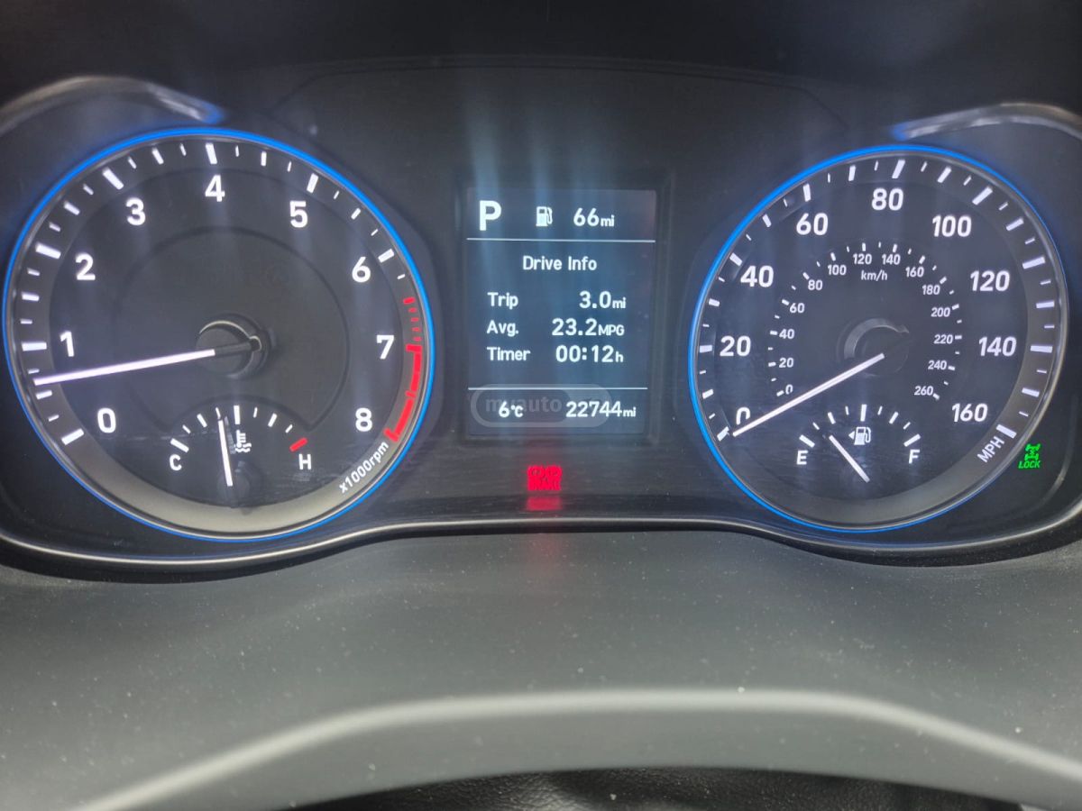 Hyundai SE 4dr All-Wheel Drive Automat — миниатюра 13