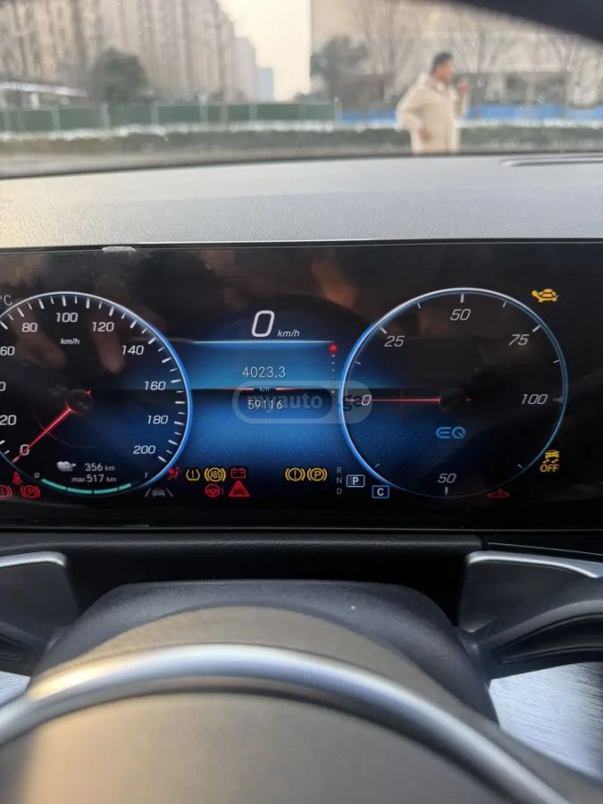 Mercedes-Benz EQA 300 2022 — миниатюра 8