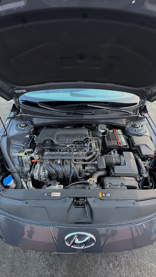 Hyundai SE 4dr Sedan CVT — миниатюра 3