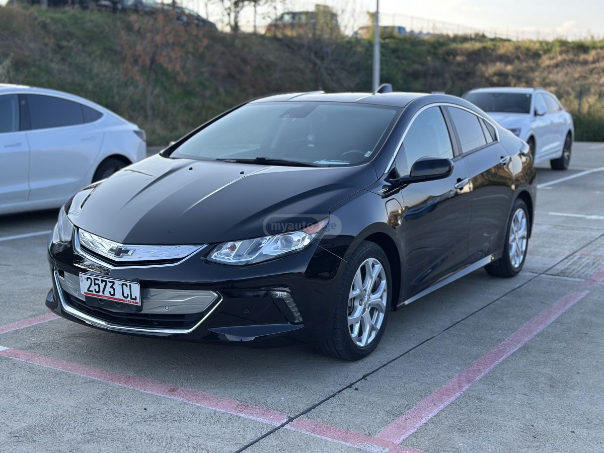 Chevrolet Volt - фото 1