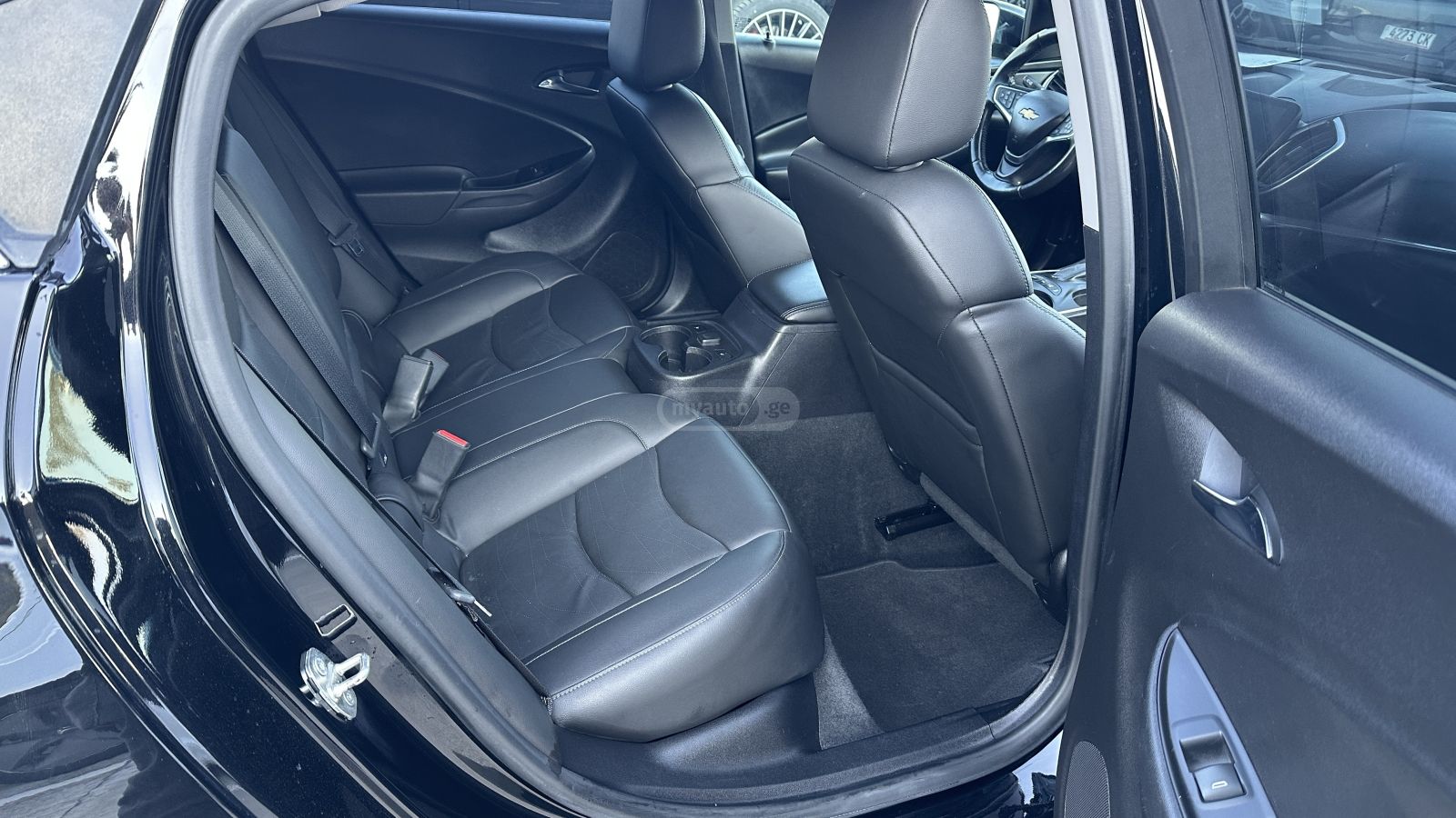 Chevrolet Volt - фото 2