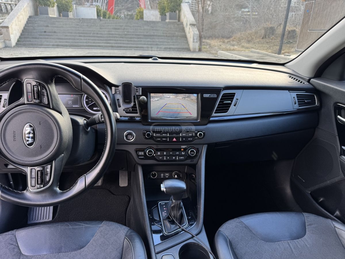 Kia Niro - фото 11