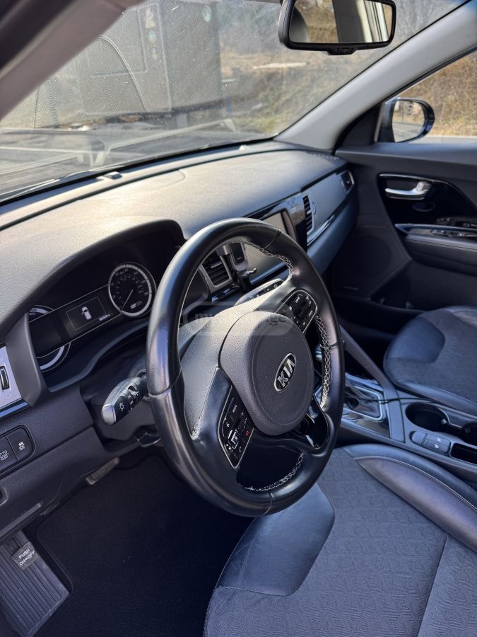 Kia Niro - фото 12