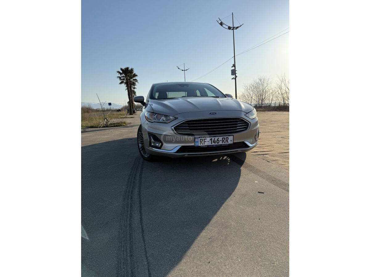 Ford Fusion - фото 2