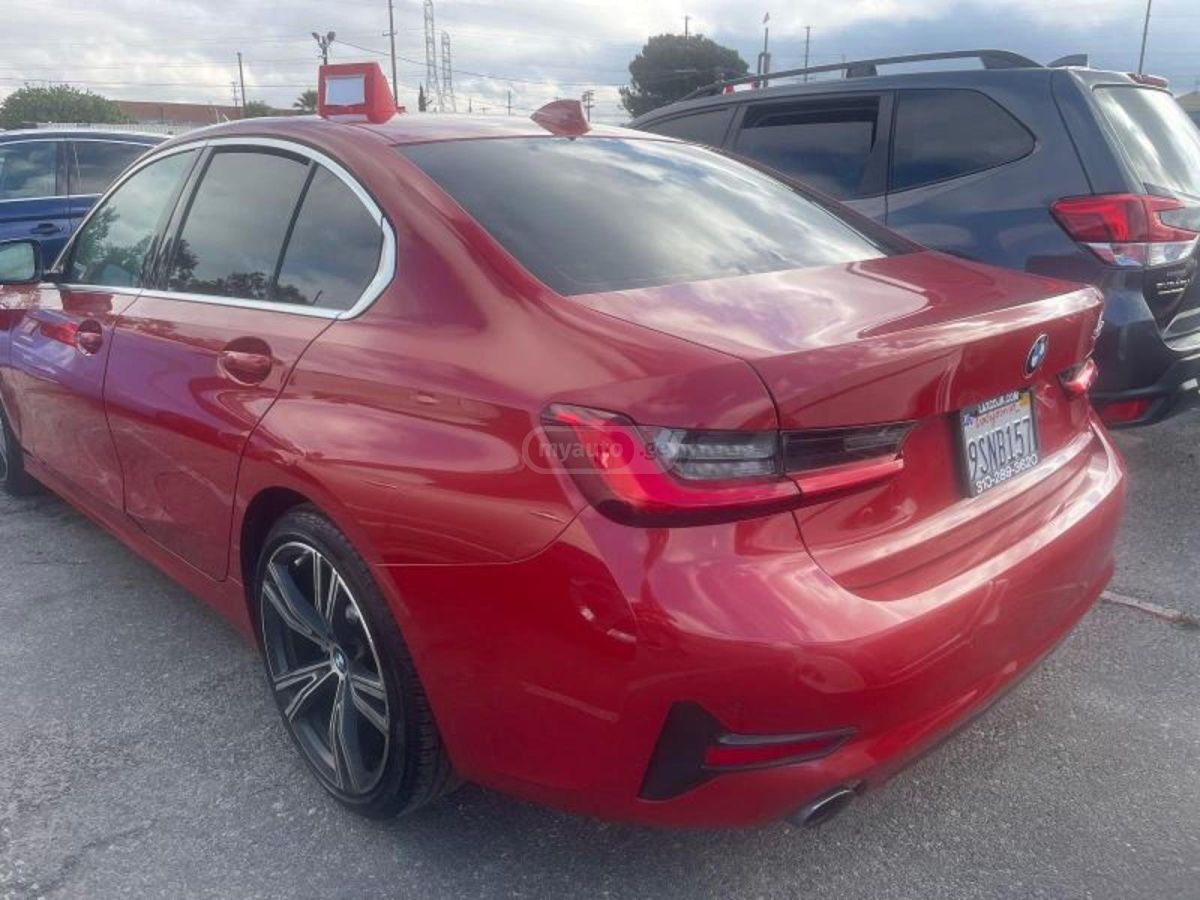 BMW 330 - фото 4