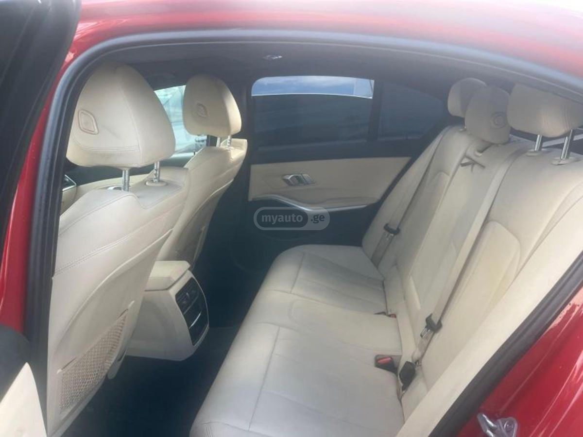 BMW 330 - фото 6