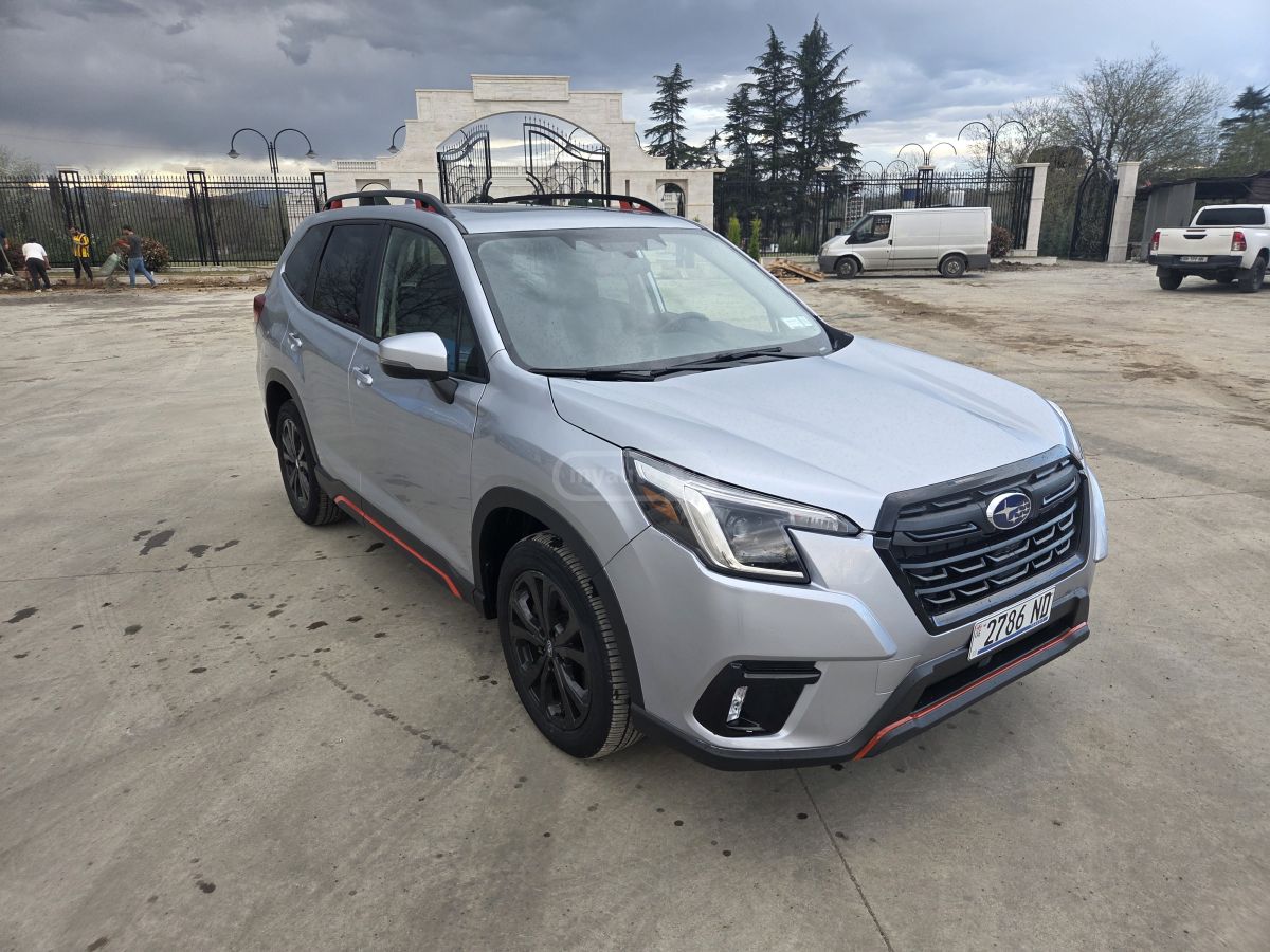 Subaru Forester - фото 1