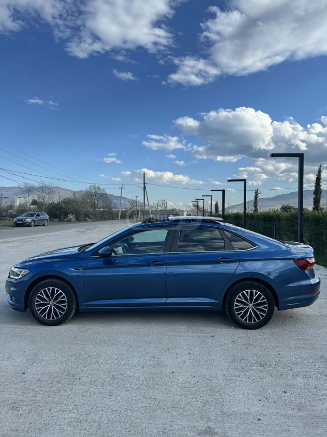 Volkswagen Jetta - фото 5