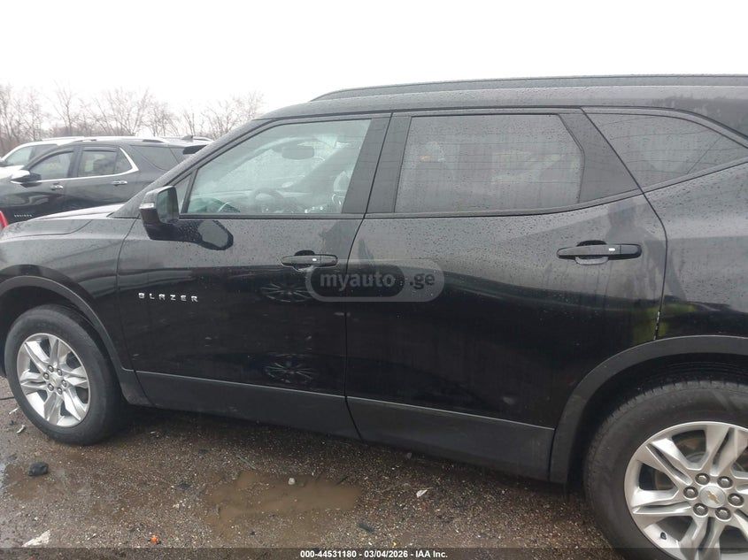 Chevrolet Blazer 2021 — миниатюра 13