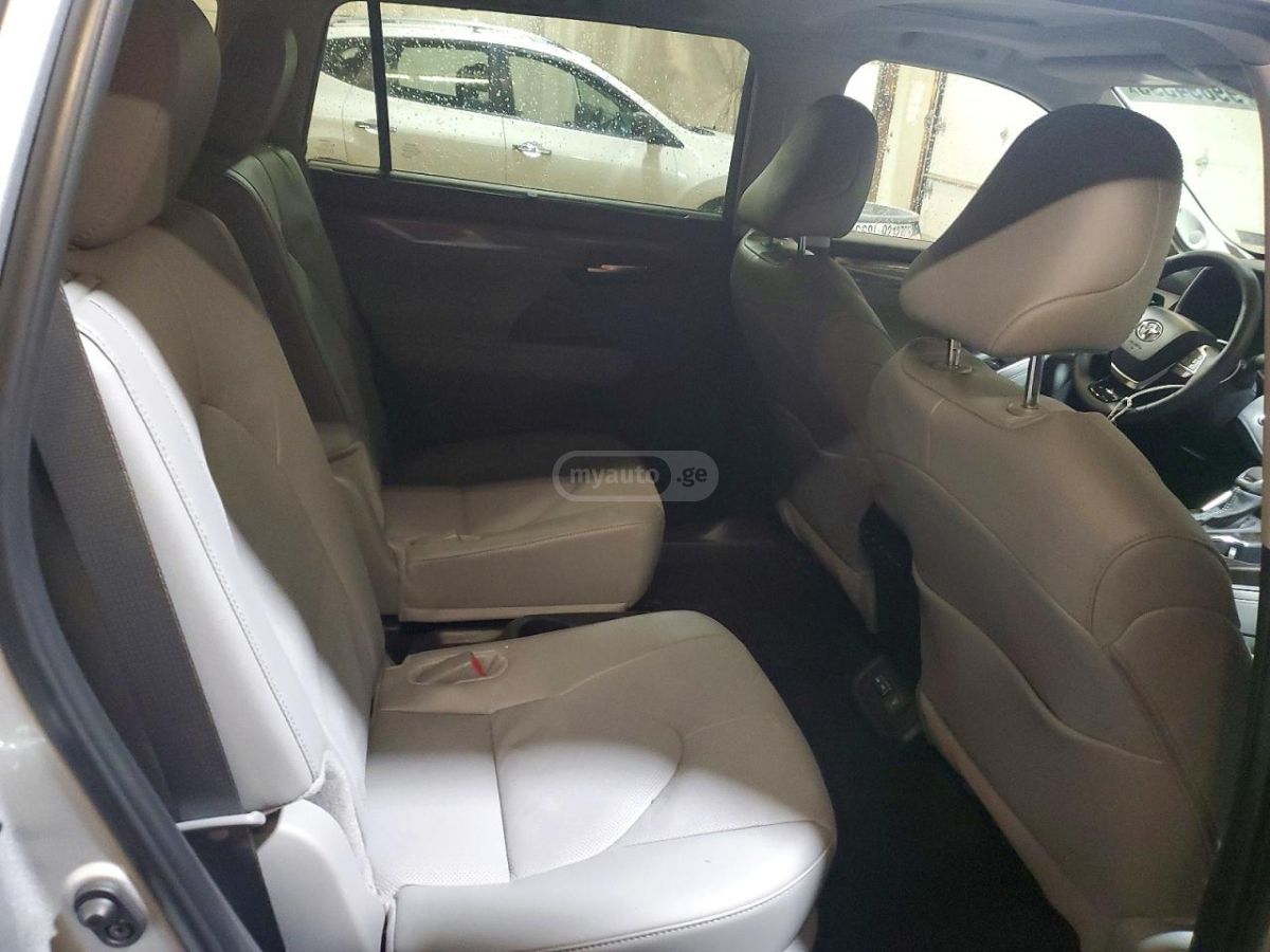 Toyota Highlander 2025 — миниатюра 11