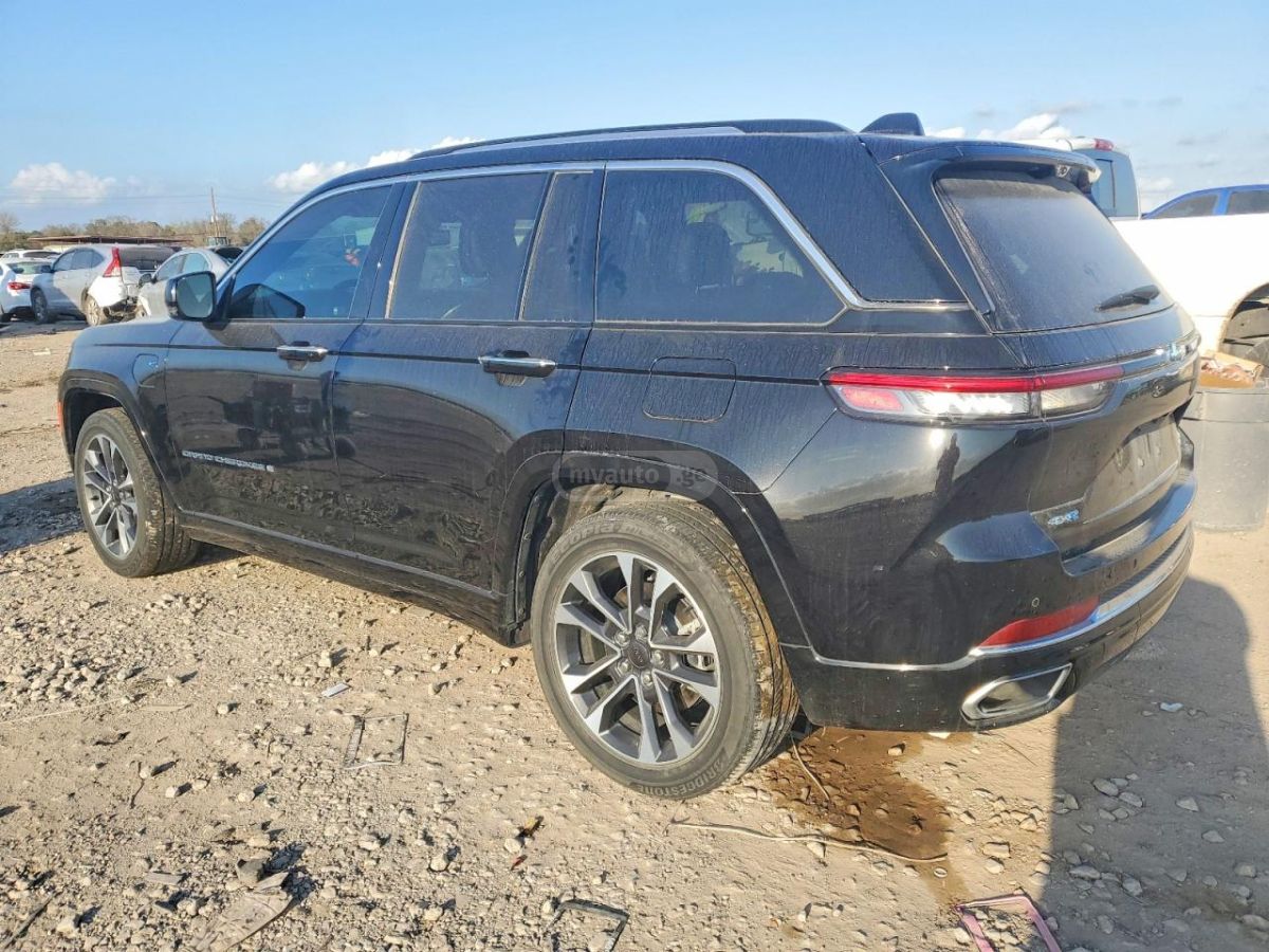 Jeep Grand Cherokee - фото 2