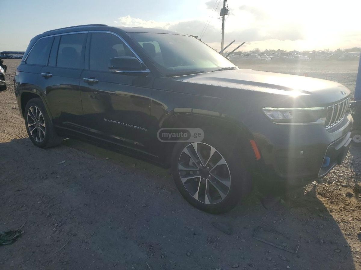 Jeep Grand Cherokee - фото 4