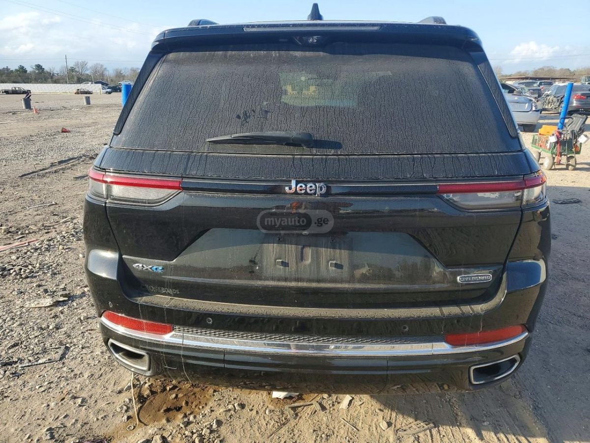 Jeep Grand Cherokee - фото 6