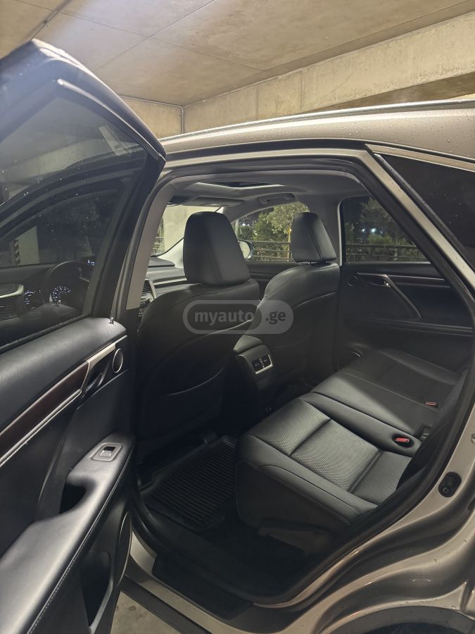 Lexus Luxury 4dr All-Wheel Drive CVT — миниатюра 10