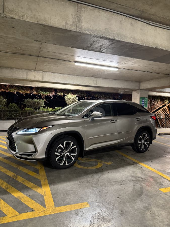 Lexus Luxury 4dr All-Wheel Drive CVT — миниатюра 8