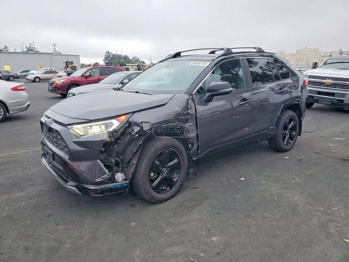 Toyota RAV 4 - фото 1