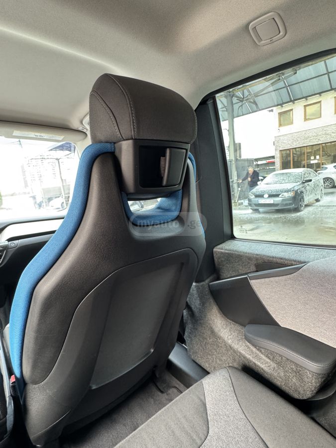 BMW I3 120Ah s w/Range Extender 4dr R 2021 — миниатюра 10