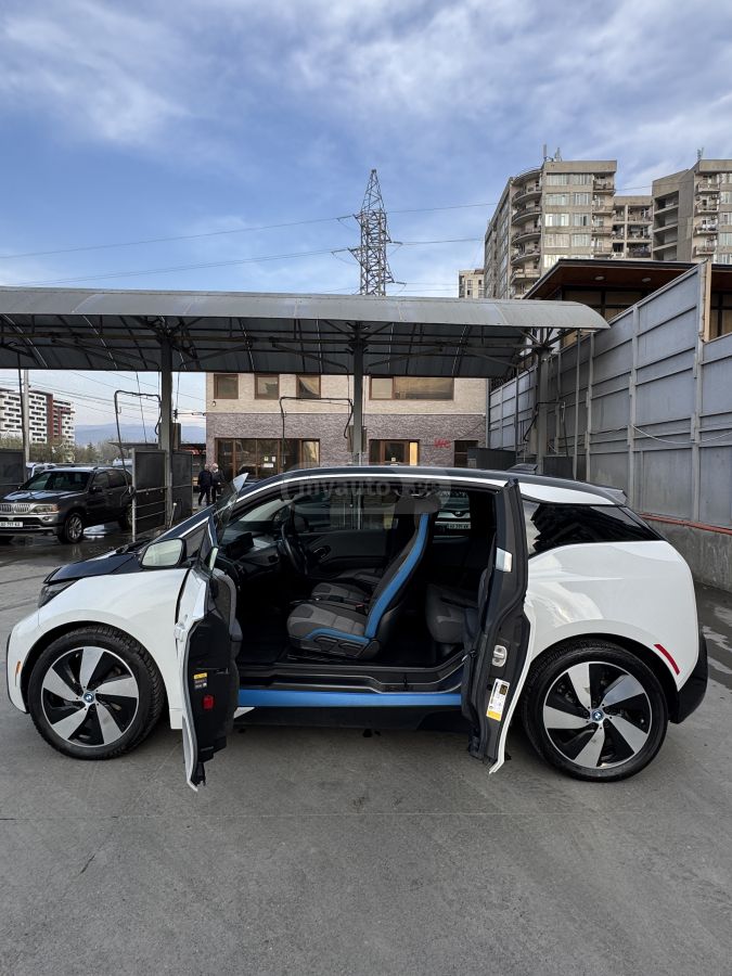 BMW I3 120Ah s w/Range Extender 4dr R 2021 — миниатюра 6