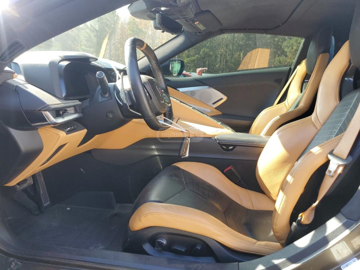 Chevrolet Stingray 2dr Convertible Autom — миниатюра 11