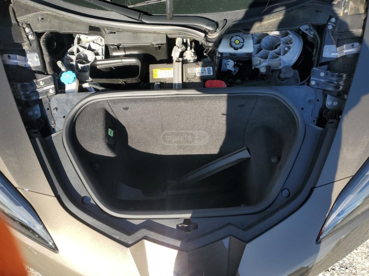 Chevrolet Stingray 2dr Convertible Autom — миниатюра 5