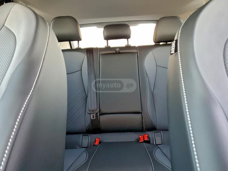 Volkswagen Tiguan 2025 — миниатюра 10