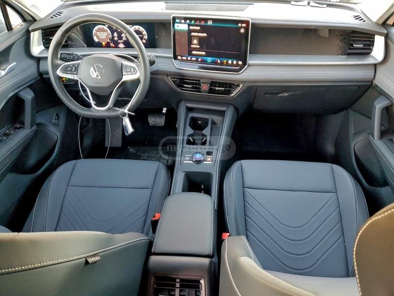 Volkswagen Tiguan 2025 — миниатюра 11