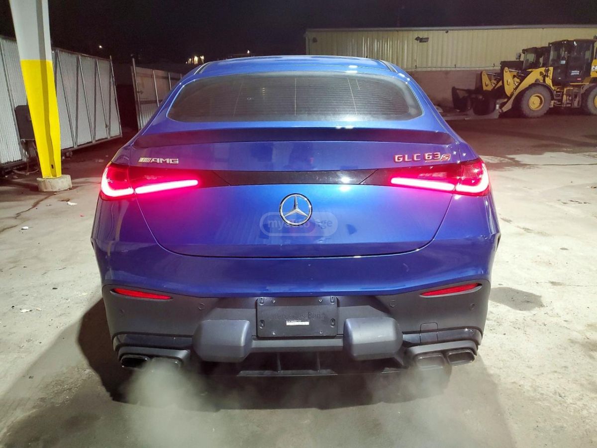 Mercedes-Benz GLC 63 AMG coupe 2025 — миниатюра 6