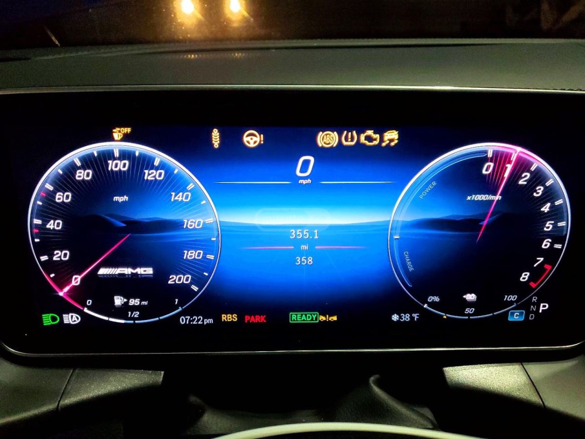 Mercedes-Benz GLC 63 AMG coupe 2025 — миниатюра 9