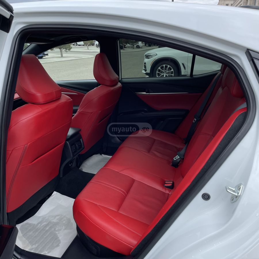 Toyota Camry - фото 11