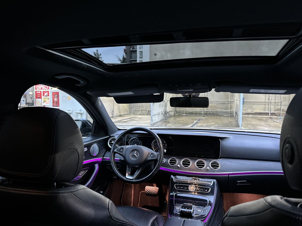 Mercedes-Benz E 300 - фото 6