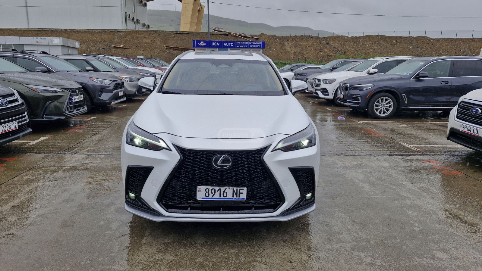 Lexus NX 350 - фото 1