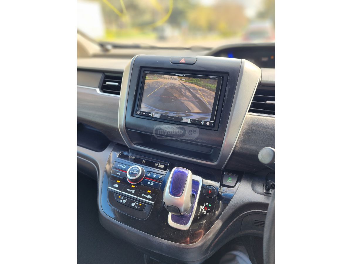 Honda Freed - фото 15