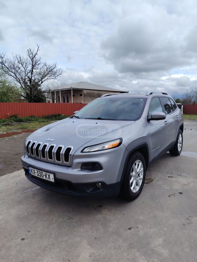 Jeep Cherokee - фото 1