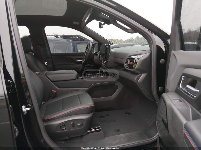 Chevrolet Silverado 2024 — миниатюра 5