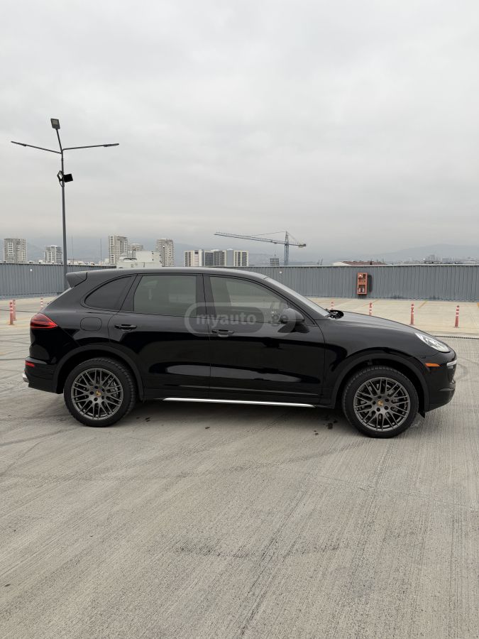 Porsche Cayenne - фото 3