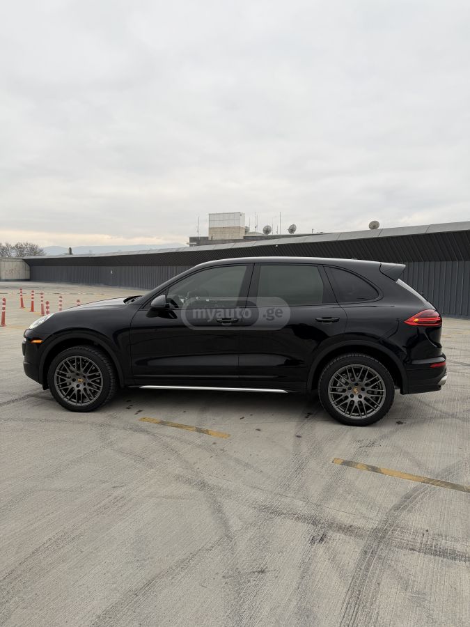 Porsche Cayenne - фото 4
