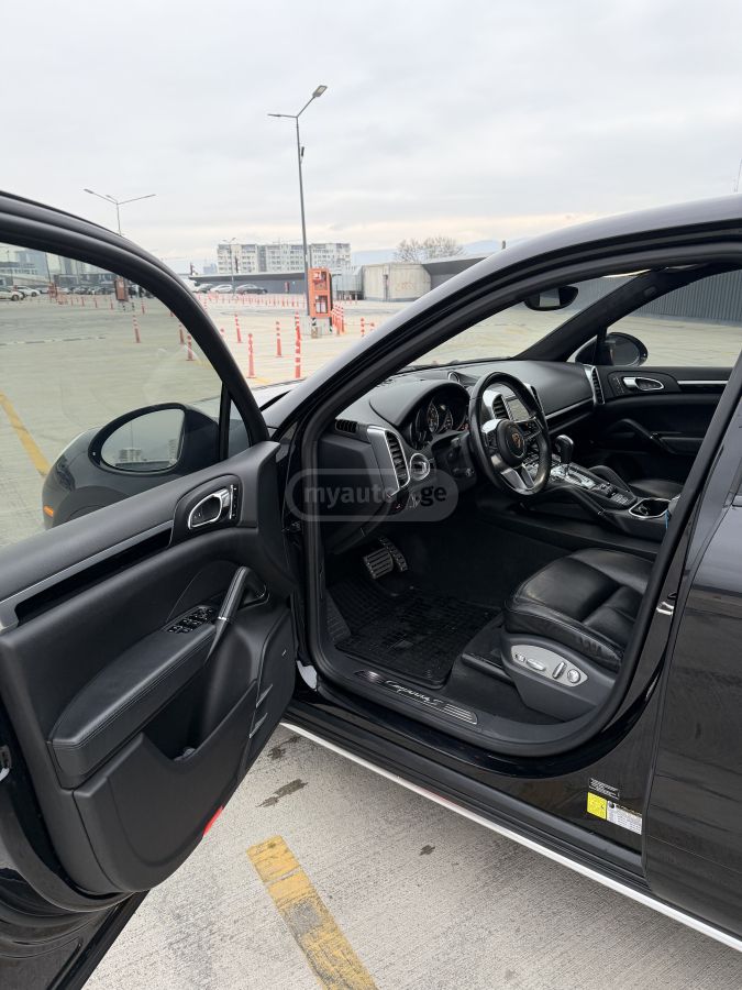 Porsche Cayenne - фото 8