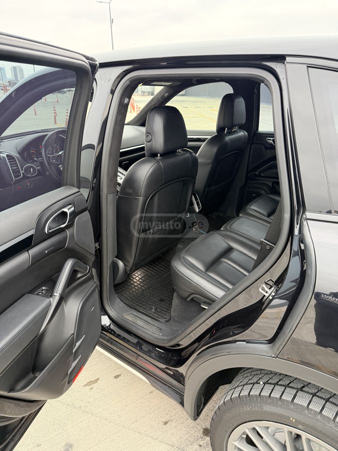 Porsche Cayenne - фото 9