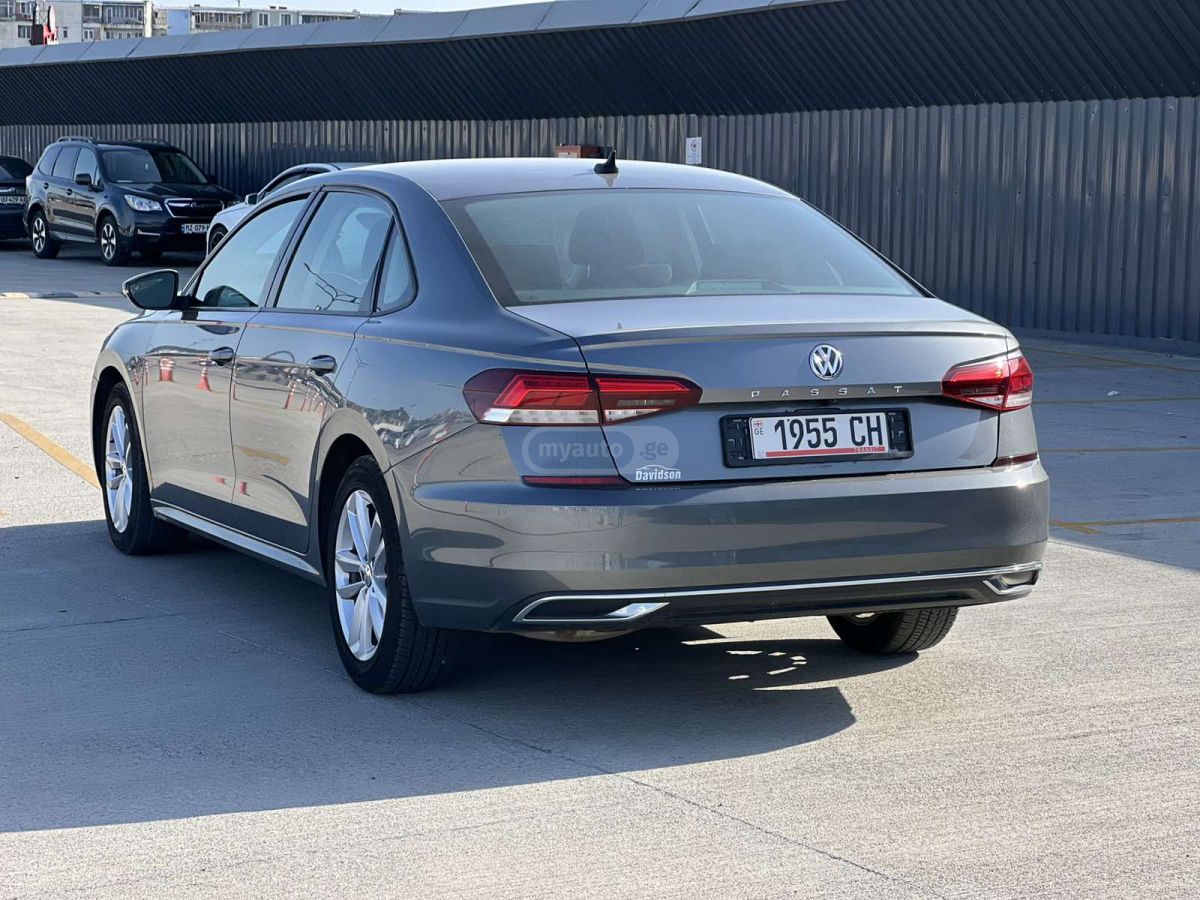 Volkswagen Passat - фото 10