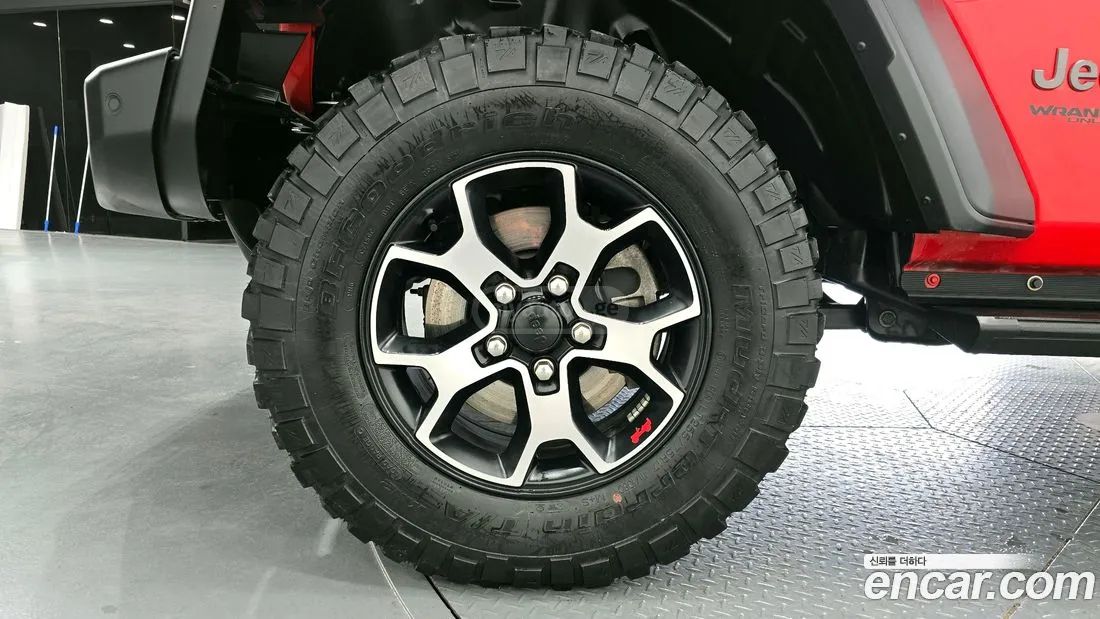 Jeep Wrangler - фото 5