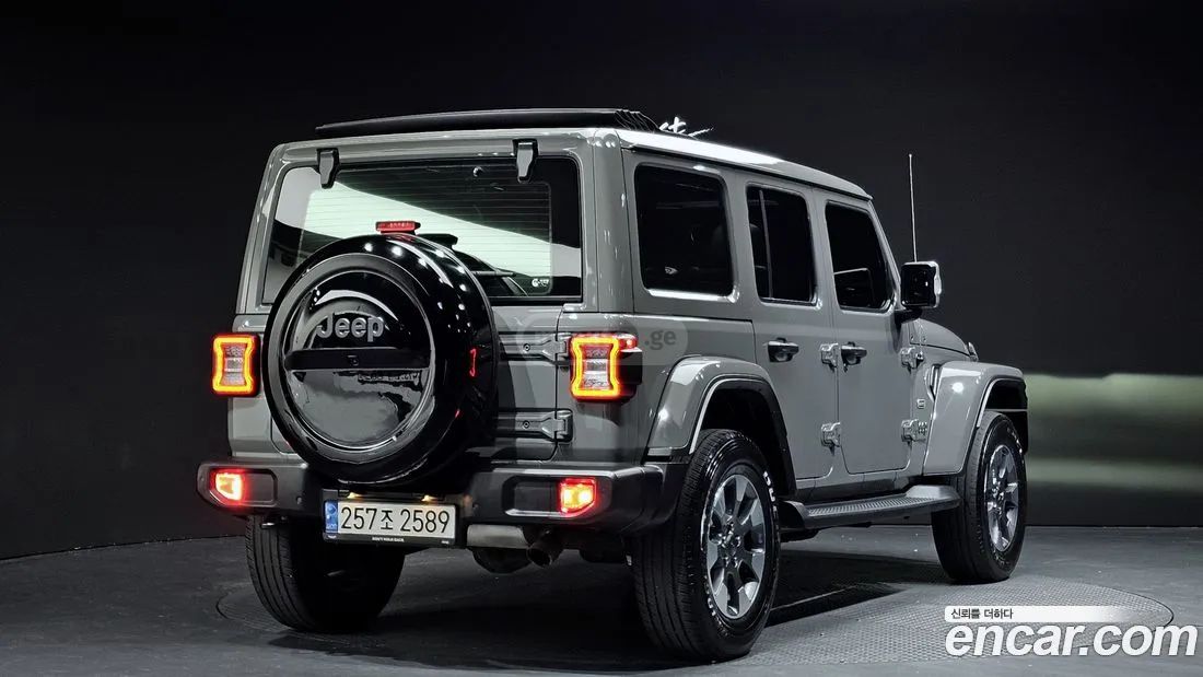 Jeep Wrangler - фото 2